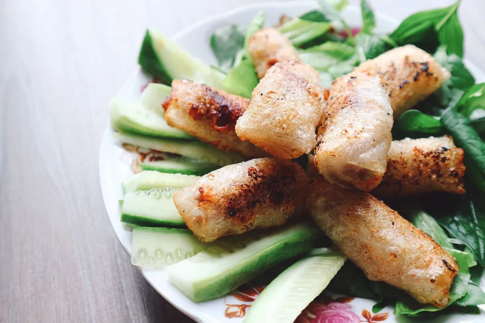 Phin cà phê đang nhỏ giọt